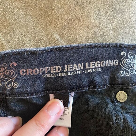 Express Stella cropped black jean leggings size 8 - Picture 9 of 11